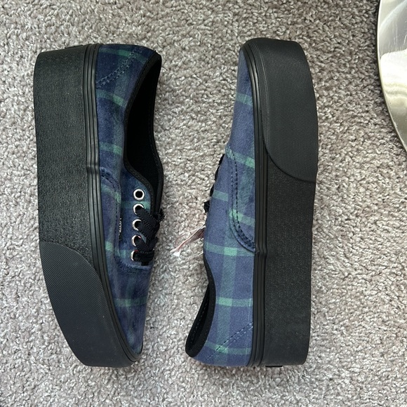 VANS CHUNKY HEEL SNEAKERS SHOES SIZE 8 WOMEN 6.5 MEN NWT - Picture 3 of 6